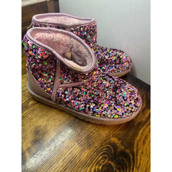 UGG Purple Classic Mini Stellar Sequin Boots Size 8 - Picture 2 of 13